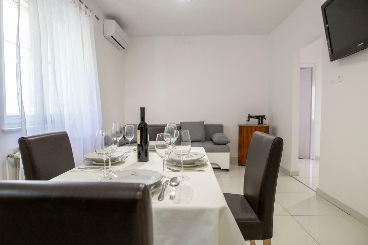 Family Silver Daire Šibenik Dış mekan fotoğraf